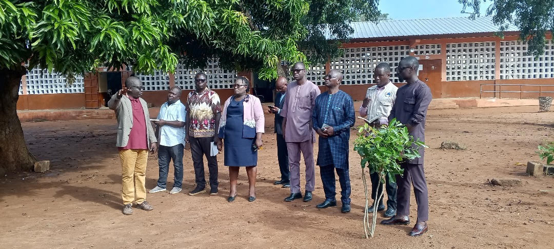 Pluie dévastatrice à Lomé : les autorités éducatives en visite officielle dans les écoles sinistrées