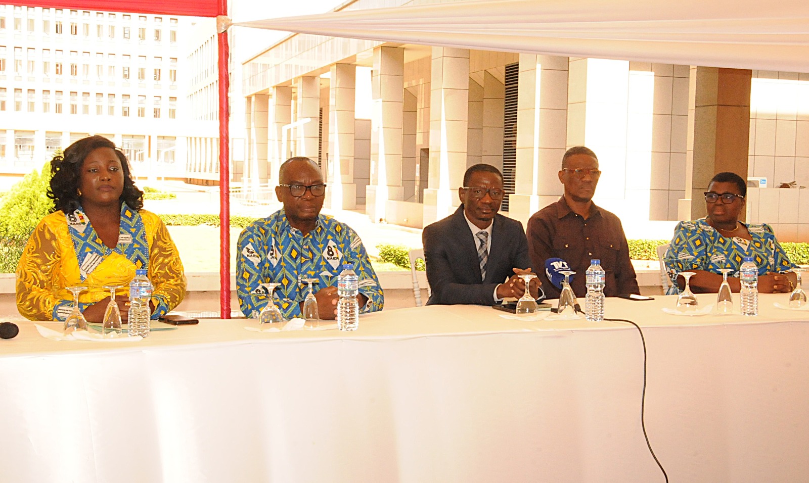 À l’occasion de la célébration en différé de la Journée internationale des droits des femmes, le ministère de l’Éducation nationale a réaffirmé son engagement en faveur de l’égalité. Le 27 mars 2026, au cabinet du ministère, le ministre Mama Omorou a célébré la journée avec les femmes du département autour d’un message clair : redonner à cette journée toute sa portée