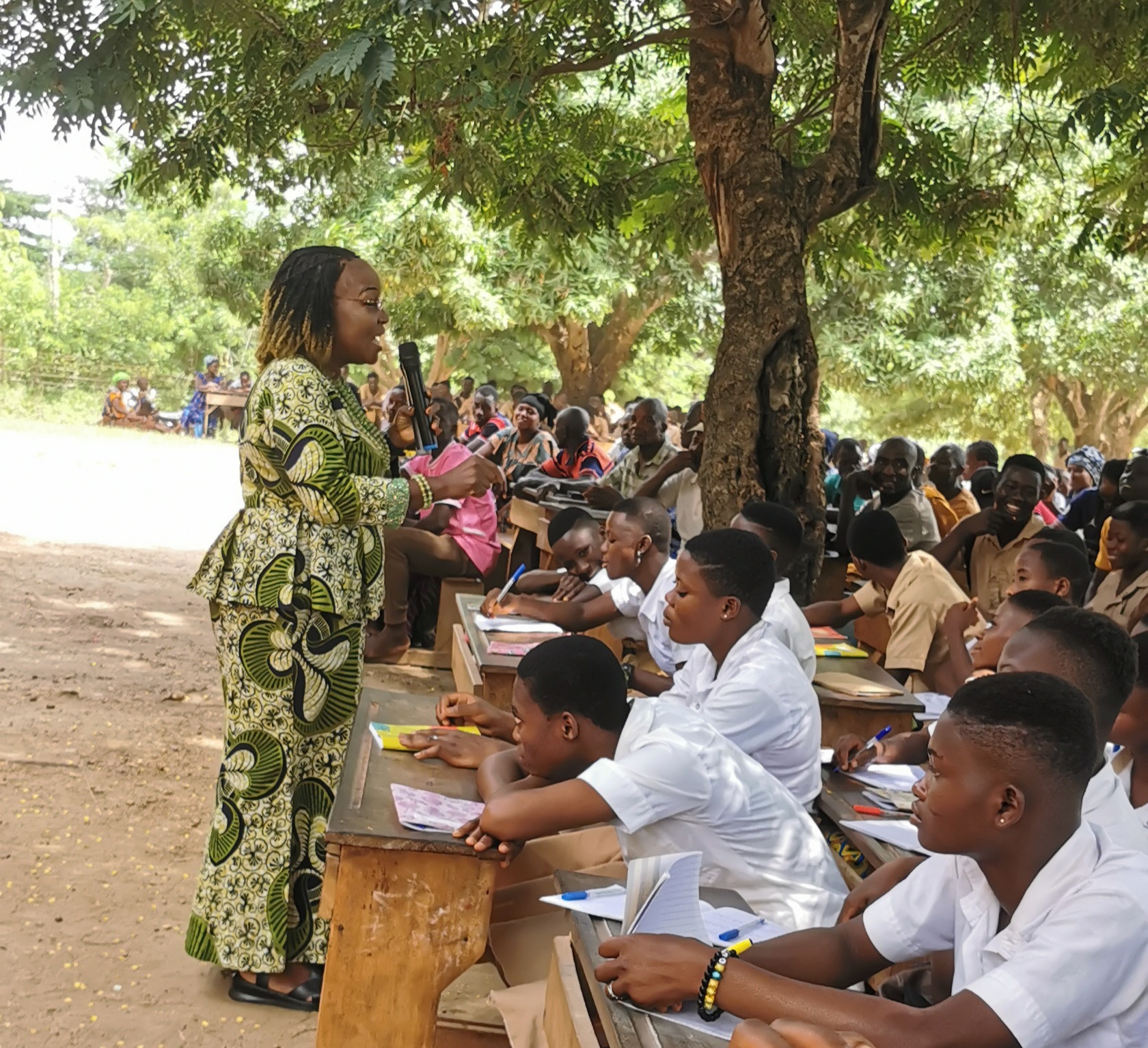 https://education.gouv.tg/education-nationale-la-cellule-genre-a-boucle-sa-tournee-de-sensibilisation/