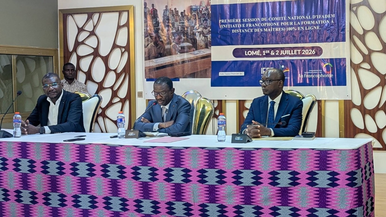 Le Ministère de l'Éducation nationale a officiellement lancé ce mercredi, les travaux de la première session du Comité national du dispositif IFADEM 100 % en ligne, organisée en collaboration avec l'institut de la Francophonie pour l'éducation et la formation (IFEF) de l'organisation internationale de la Francophonie (OIF). La cérémonie d'ouverture s'est déroulée en présence du ministre de l’Education nationale et du coordonnateur de l'IFADEM venu du Sénégal, témoignant de l'engagement des partenaires techniques à accompagner le Togo dans cette nouvelle étape de la formation des enseignants.
